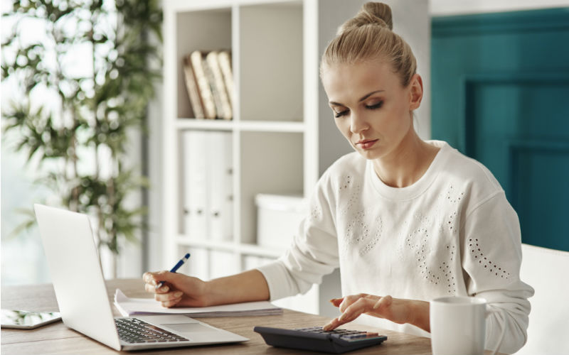 millennials save money